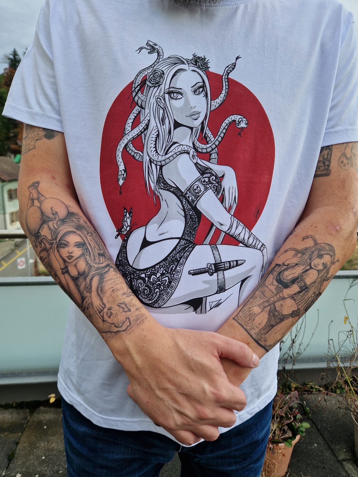 Medusa White T-Shirt (Unisex)